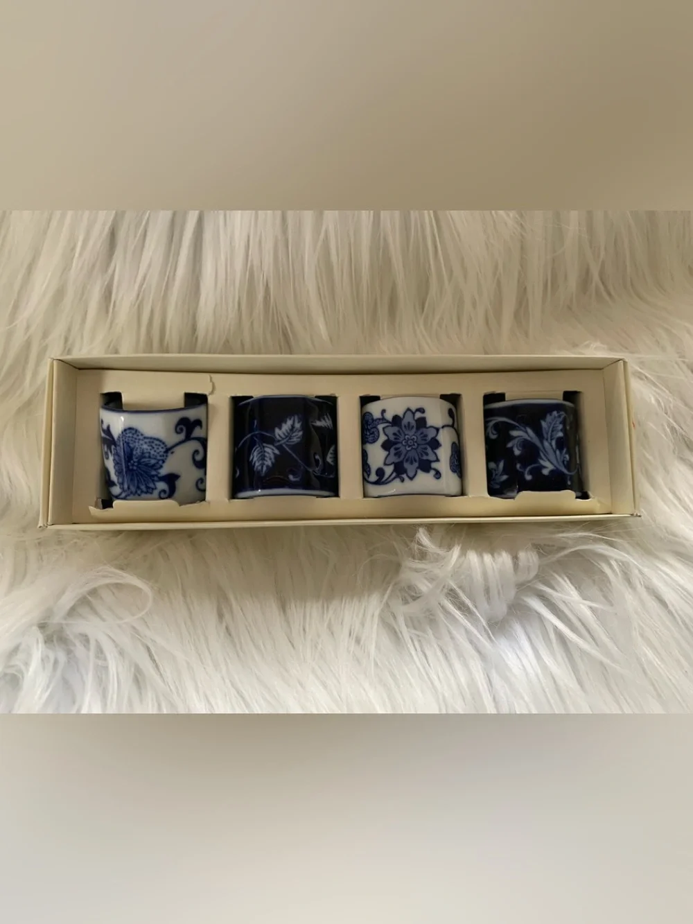 PIER 1 VINTAGE Mandarin Blue porcelain set of (4) napkin holders NIB NWT